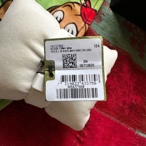 NWT Gucci watch - Picture 5 of 14